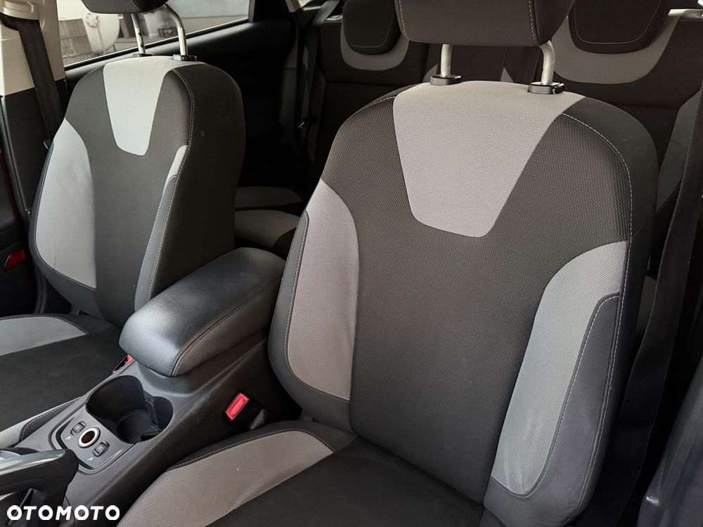 Ford Focus 1.0 EcoBoost Trend Sport - 24