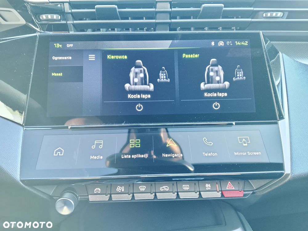 Peugeot 308 1.2 mHEV GT Exclusive S&S e-DCS6 - 21