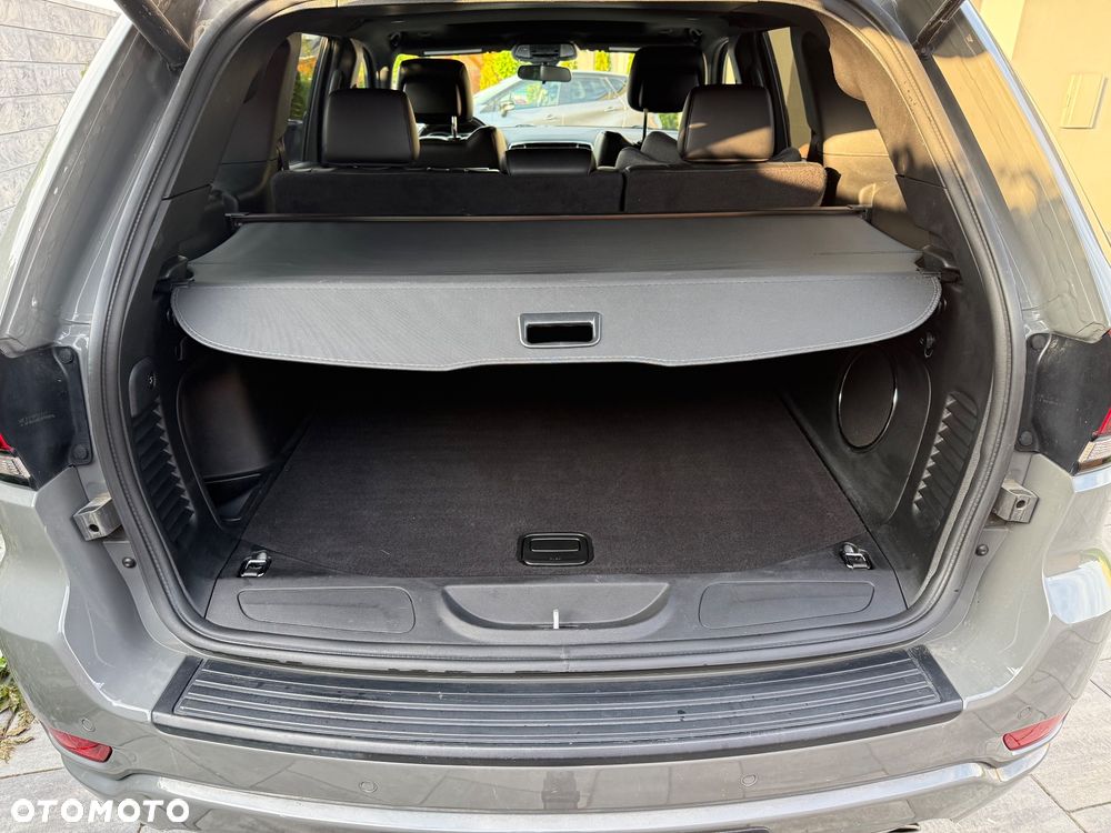 Jeep Grand Cherokee - 10