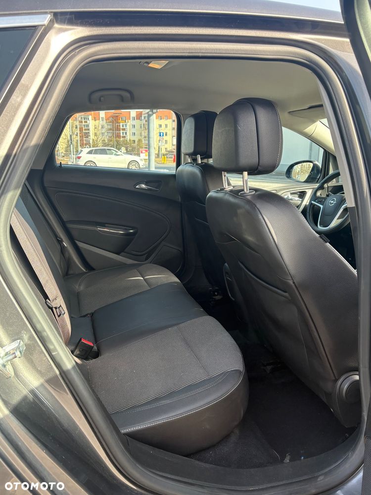 Opel Astra 2.0 CDTI DPF - 10