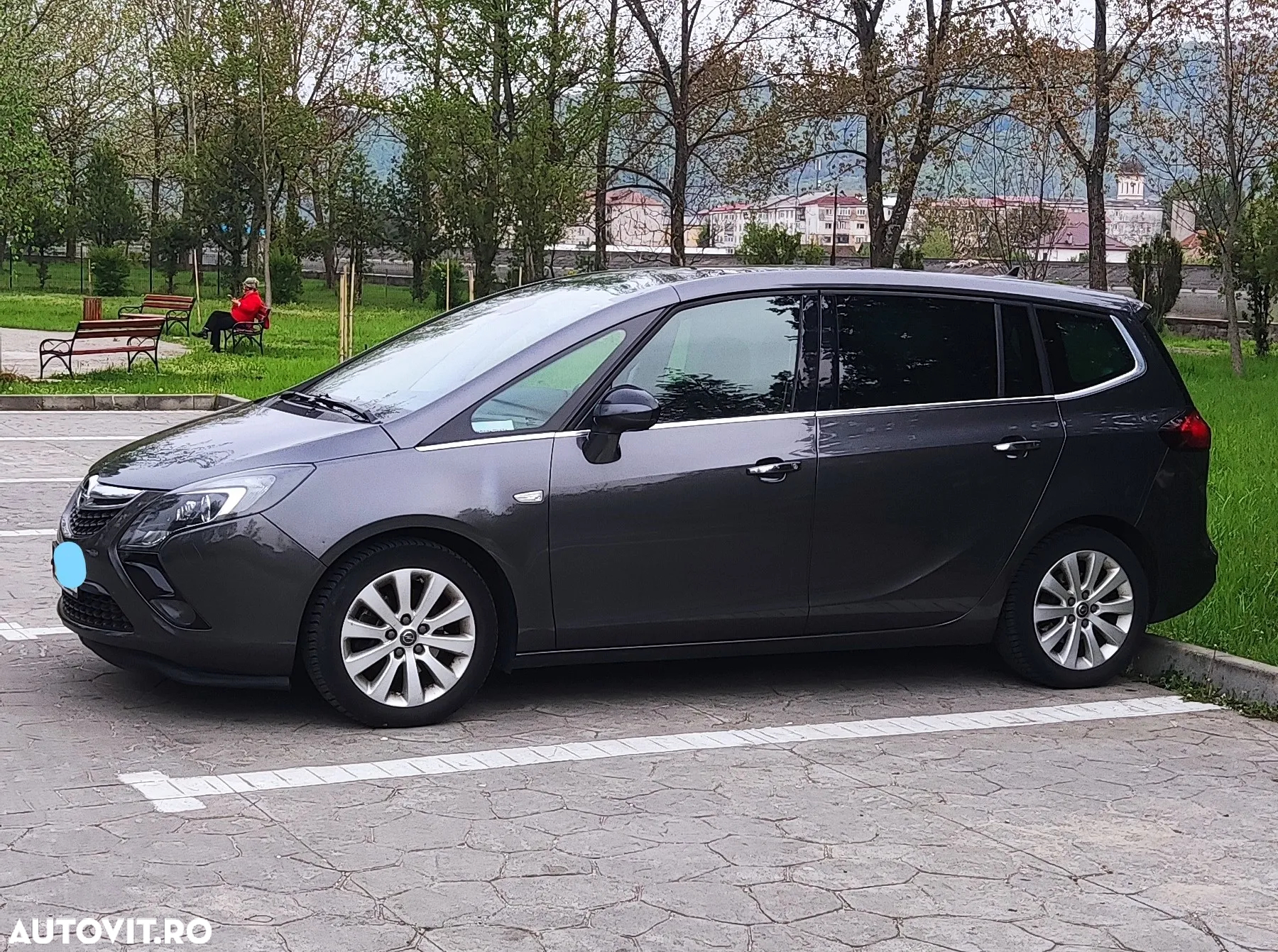 Opel Zafira Tourer 2.0 CDTI ecoFLEX Start/Stop Edition - 3