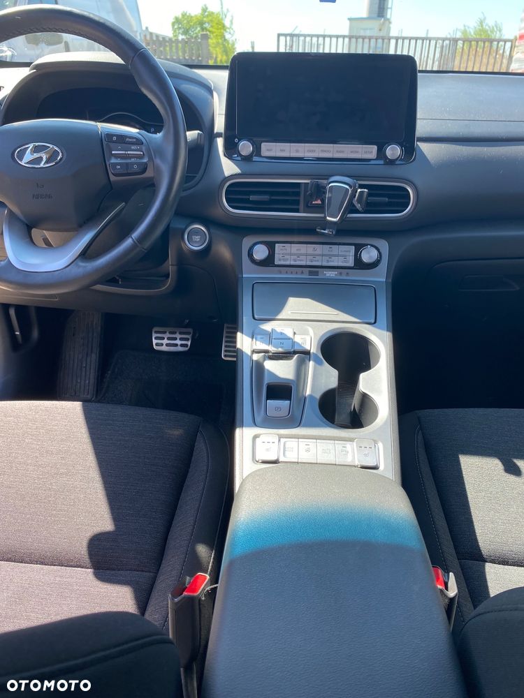 Hyundai Kona Electric 39kWh Premium - 15