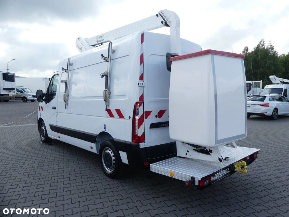 Renault MASTER / PODNOŚNIK KOSZOWY / ZWYŻKA 12M / - 10