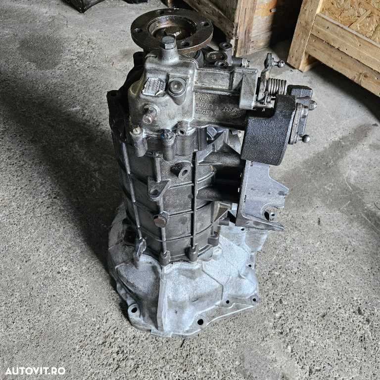 Cutie viteze manuala Iveco Daily Biturbo 3.0; 6 Trepte; 8873175 - 3