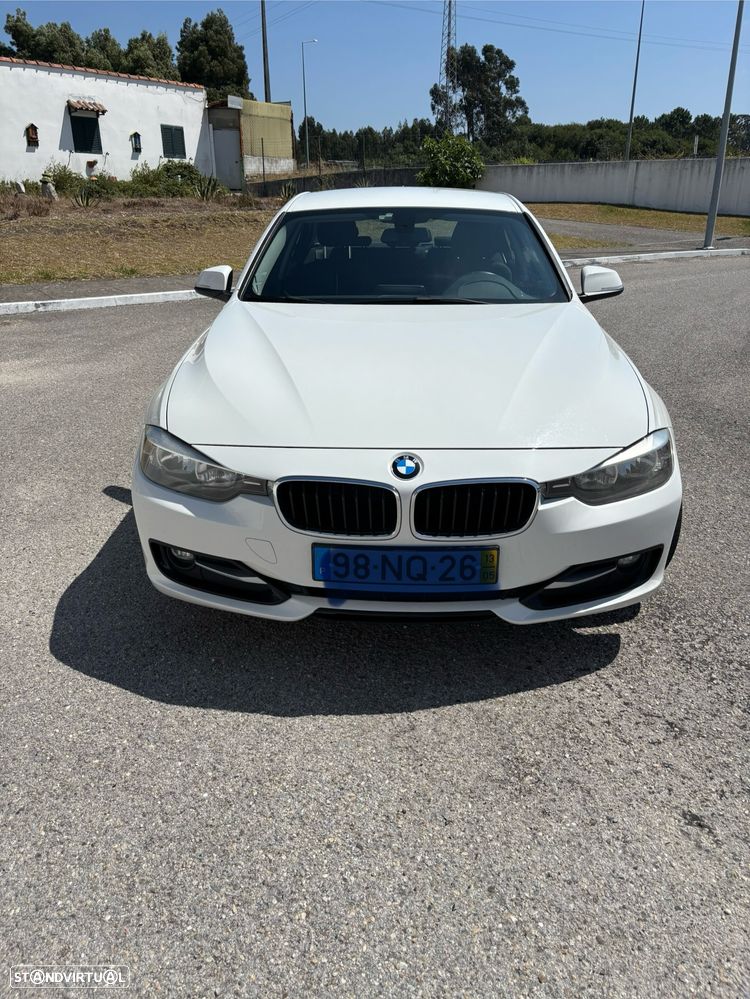 BMW 318 d - 3