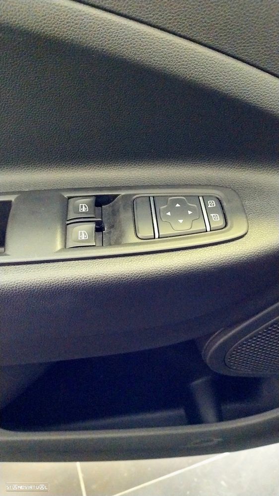 Renault Zoe (c/ Bateria) Zen 50 - 12