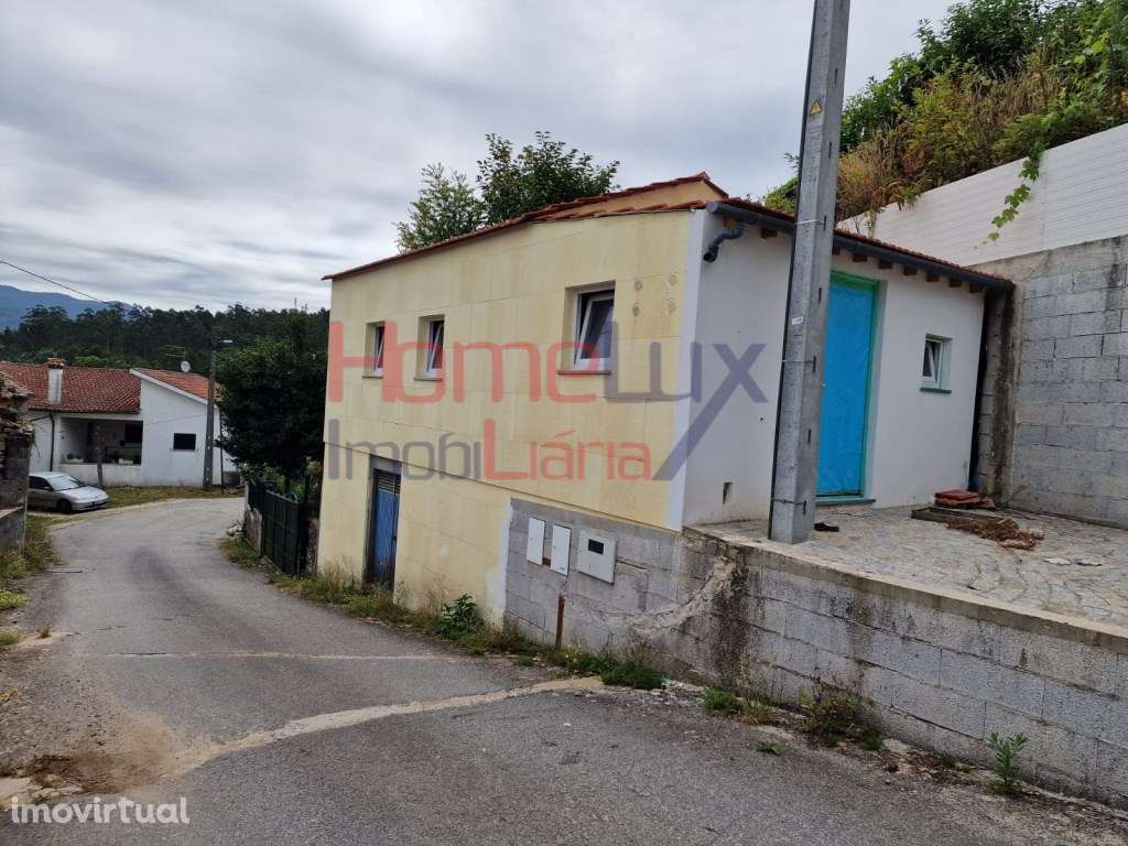 Moradia T1 em reconstrução - Grande imagem: 4/38