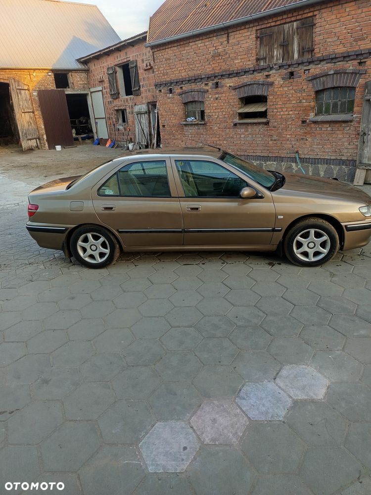 Peugeot 406 1999 photo 3