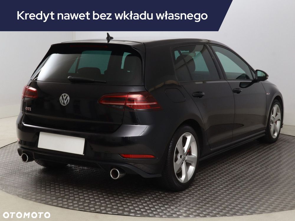 Volkswagen Golf - 7