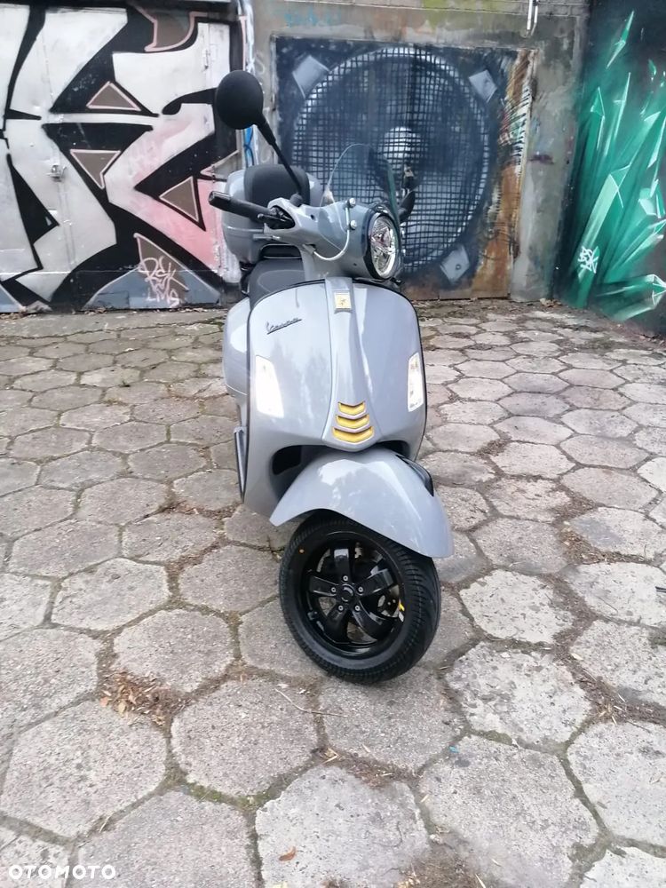 Piaggio Vespa - 8