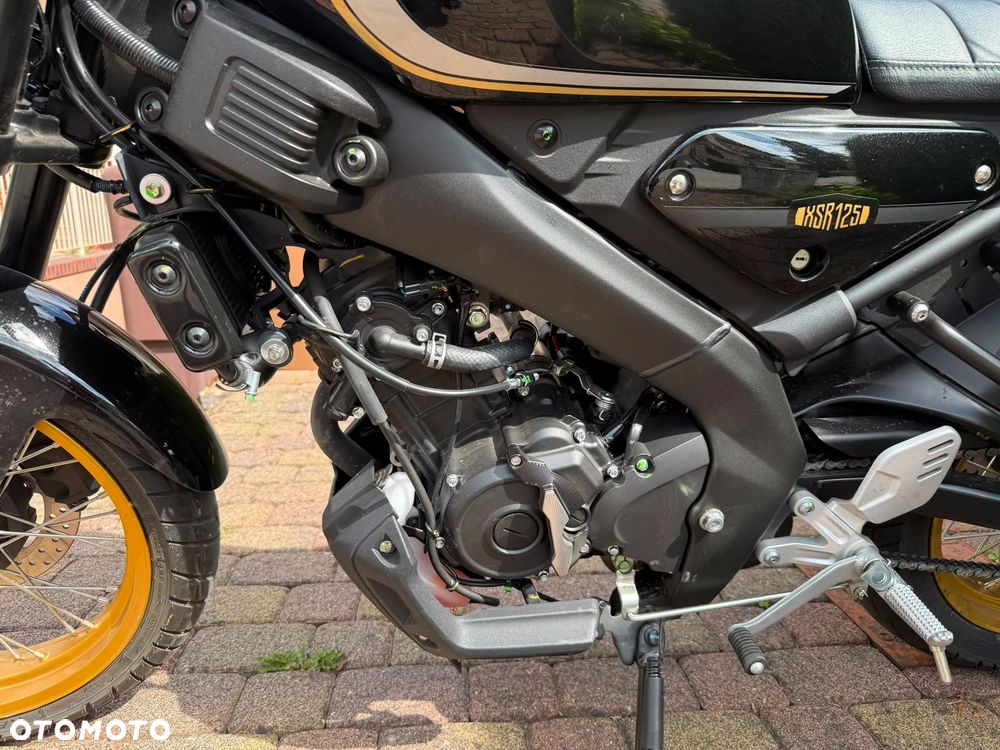 Yamaha XSR - 12