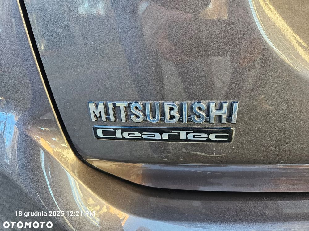 Mitsubishi Outlander 2.0 City Style 2WD - 21