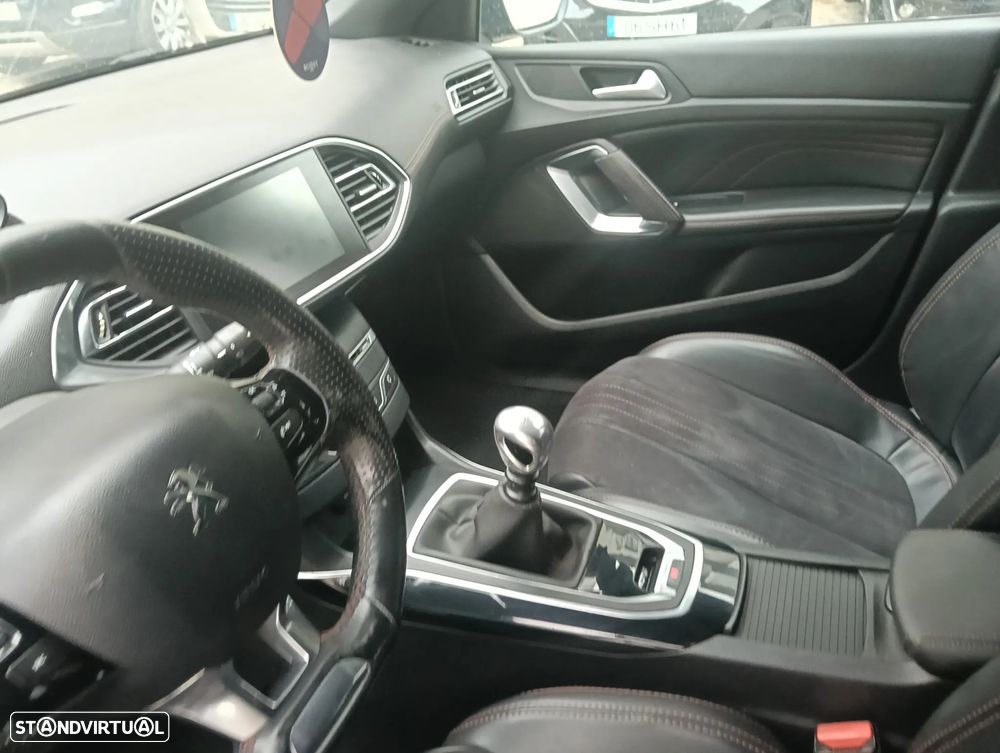 Peugeot 308 SW 1.6 e-HDi Sportium CVM6 - 24