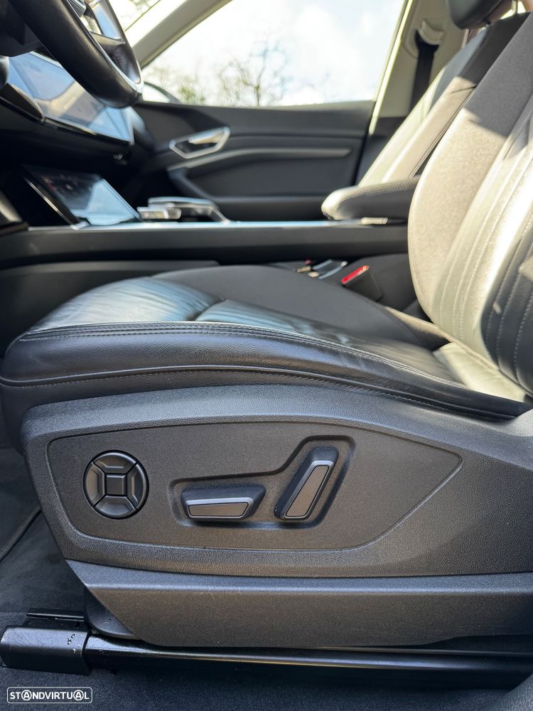 Audi e-tron Sportback 50 quattro S line - 12