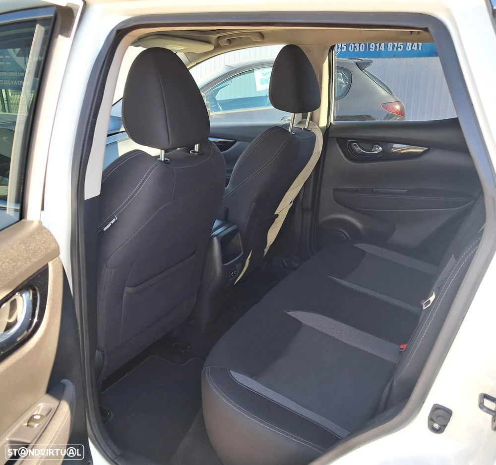 Nissan Qashqai 1.5 dCi N-Connecta DCT - 14