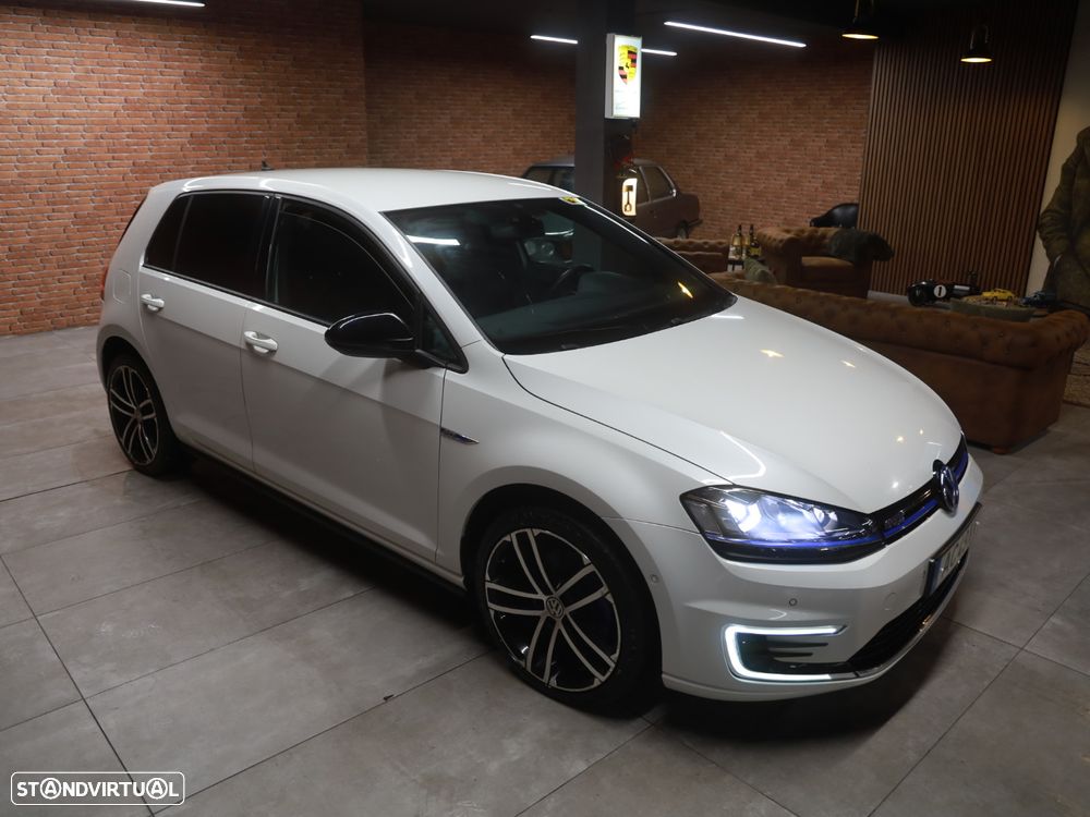 VW Golf 1.4 GTE Plug-In-Hybrid DSG - 27