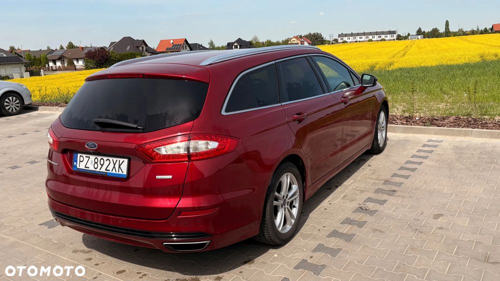 Ford Mondeo 2.0 EcoBoost Titanium - 4