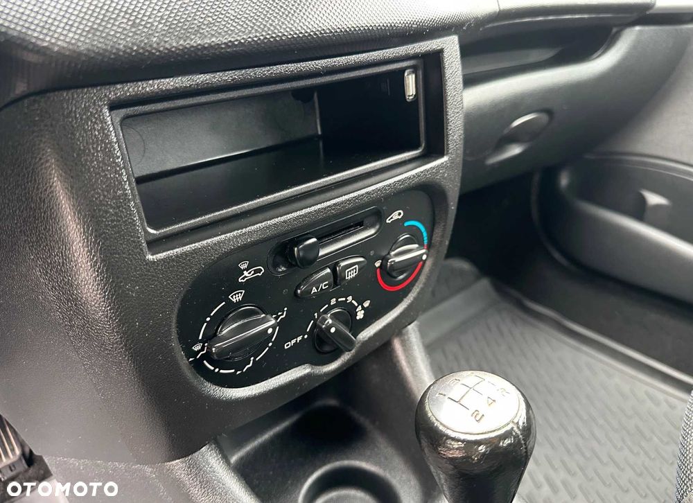 Peugeot 206 plus - 8