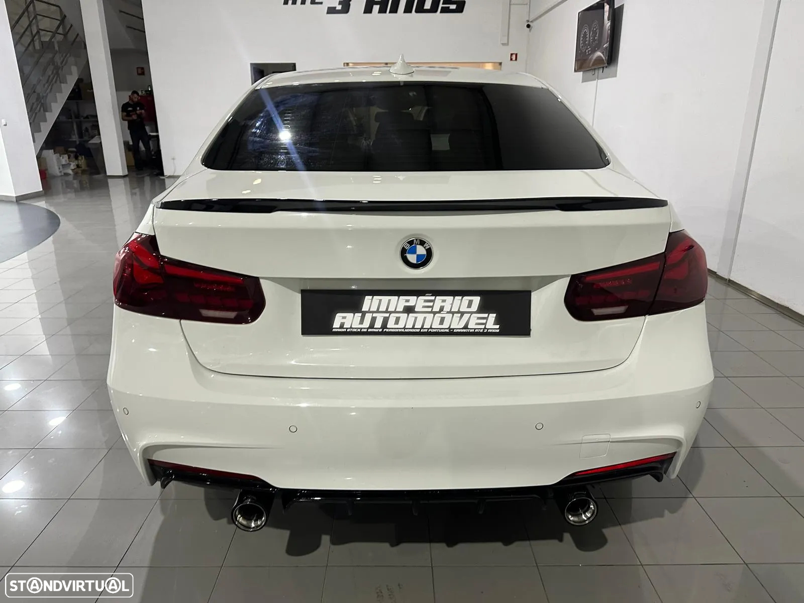 BMW 320 d Pack M - 29