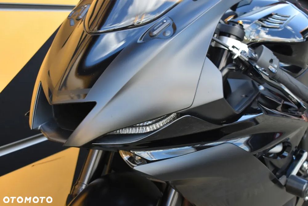 Yamaha R6 - 34
