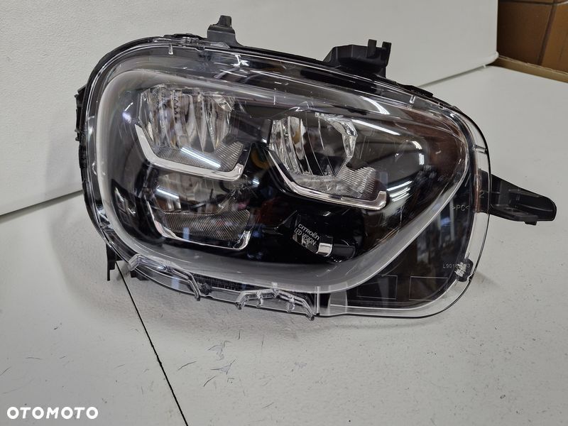 CITROEN C3 III 3 LIFT LAMPA REFLEKTOR PRAWY PRZÓD LED EU 9836161580 - 2