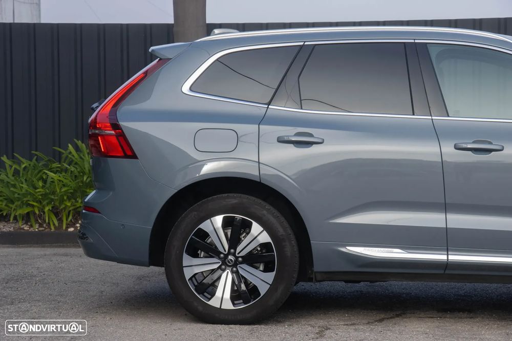 Volvo XC 60 2.0 T6 PHEV Inscription AWD - 28