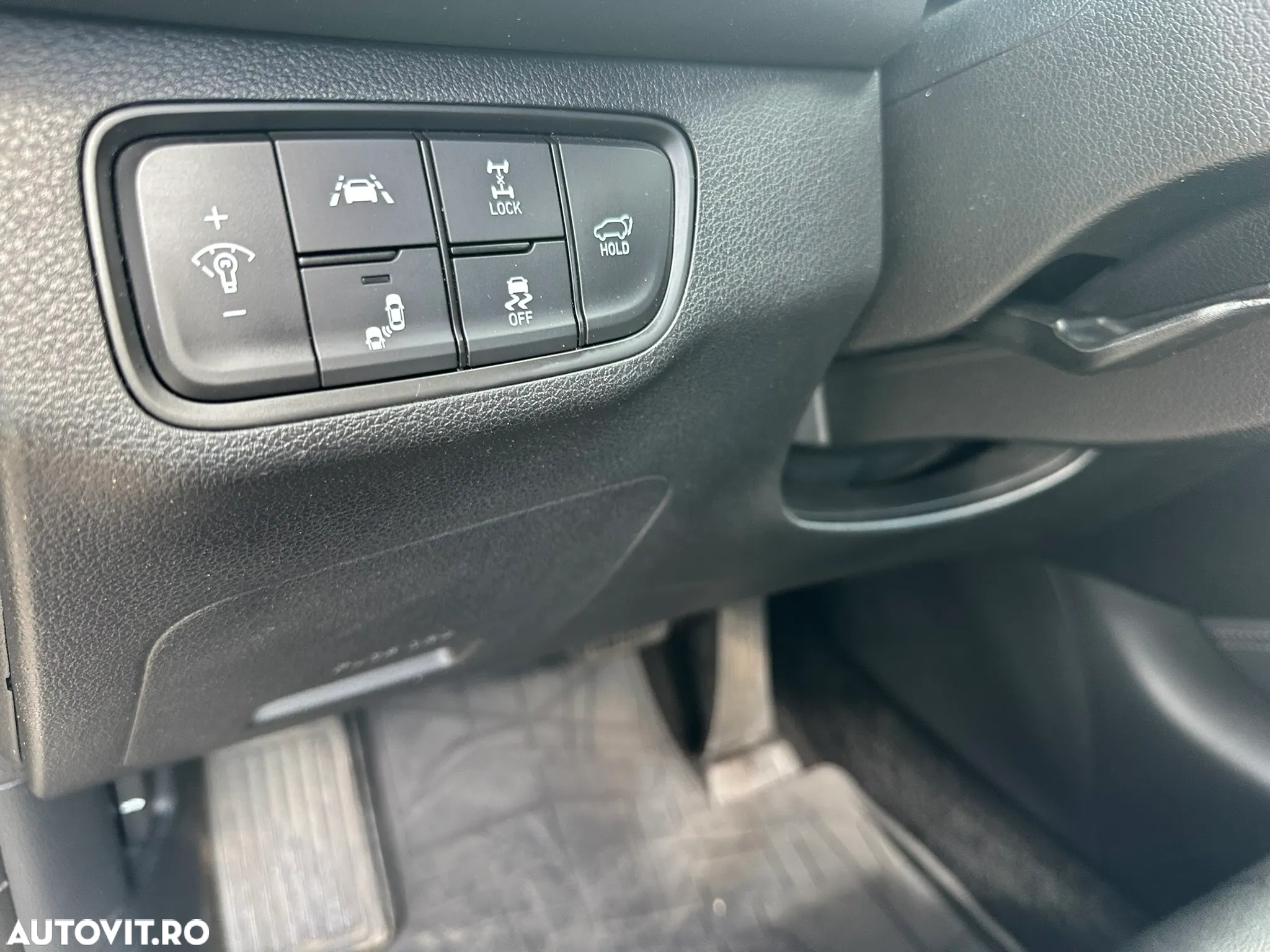 Hyundai Santa Fe 2.2 CRDi 4WD 8AT Luxury - 15