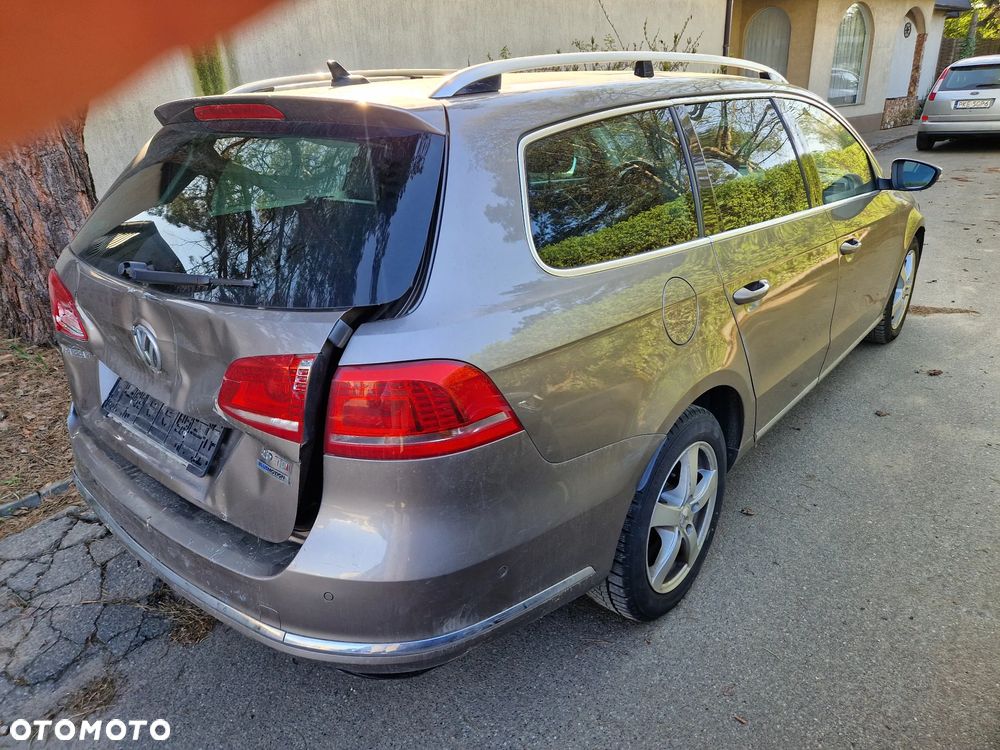 Volkswagen Passat 2.0 TDI DPF DSG Individual Chrom - 6