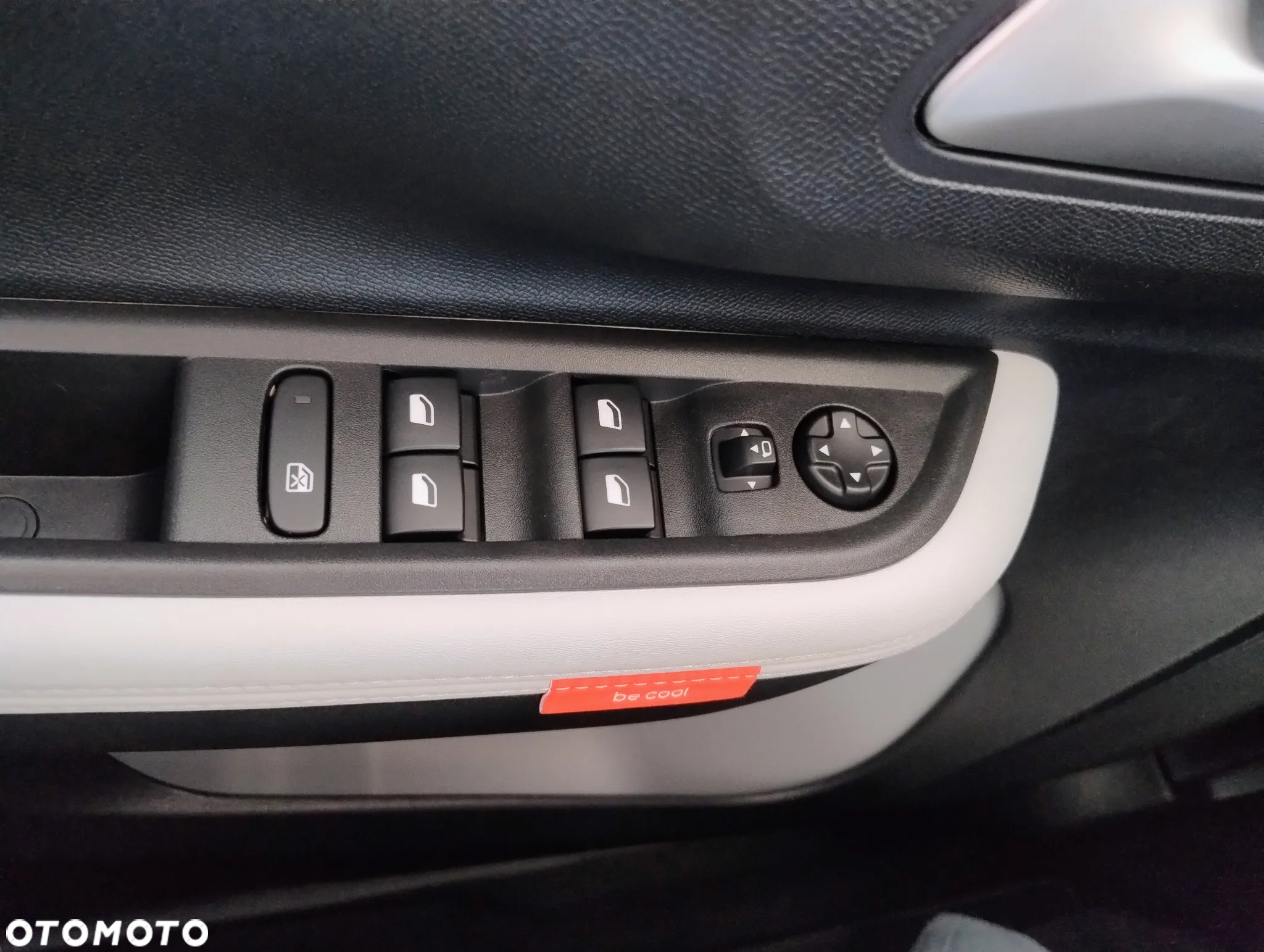 Citroën C3 Aircross 1.2 mHEV Plus S&S eDCT6 - 22