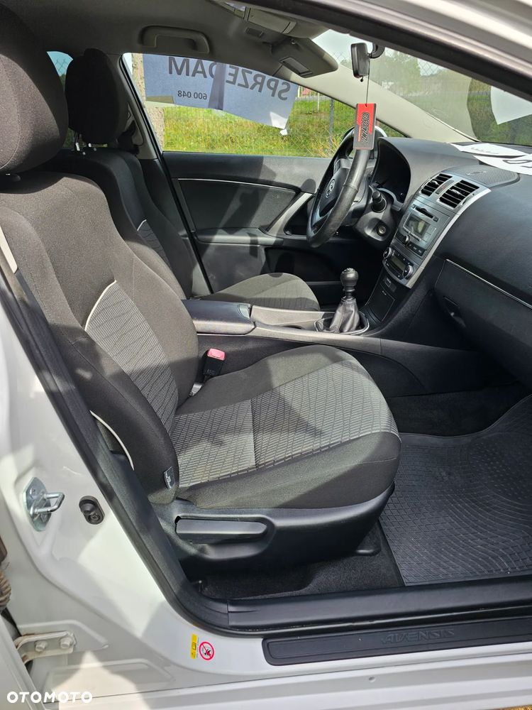 Toyota Avensis 2.0 D-4D Active - 6