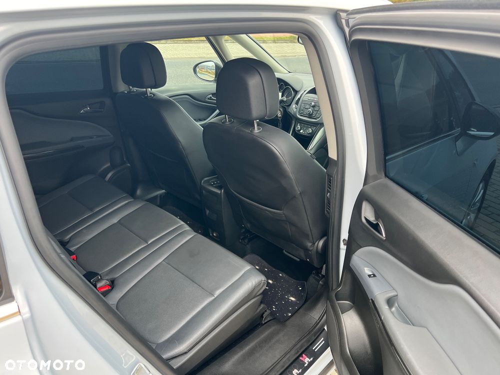 Opel Zafira 2.0 CDTI Cosmo - 21