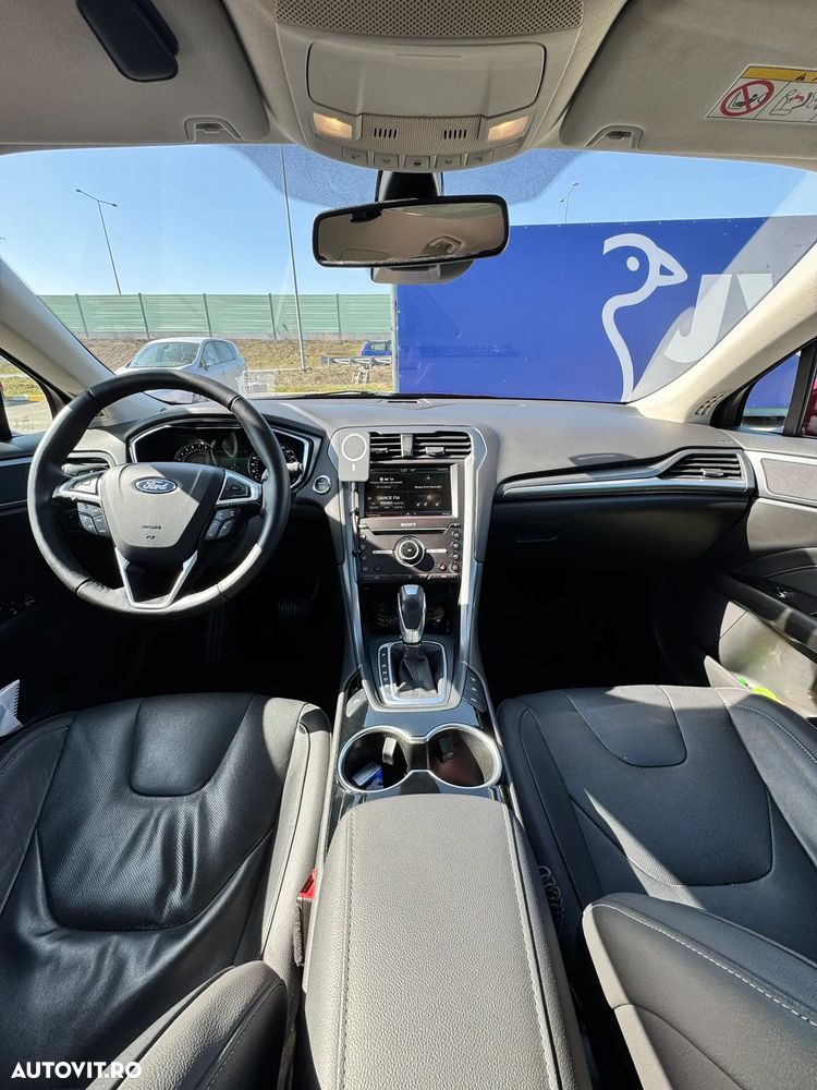 Ford Mondeo 2.0 EcoBoost Titanium - 9