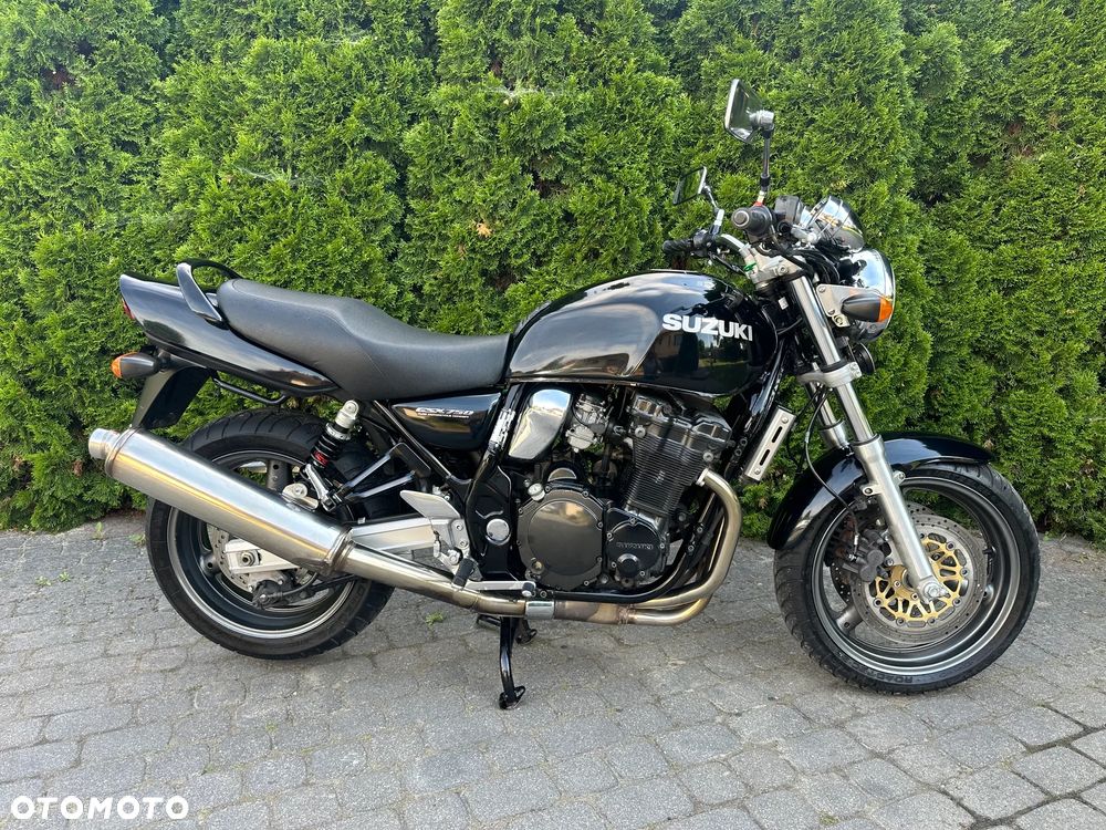 Suzuki GSX - 5