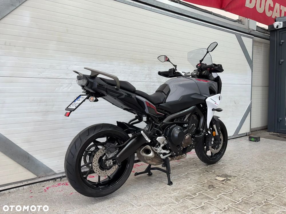 Yamaha MT - 8