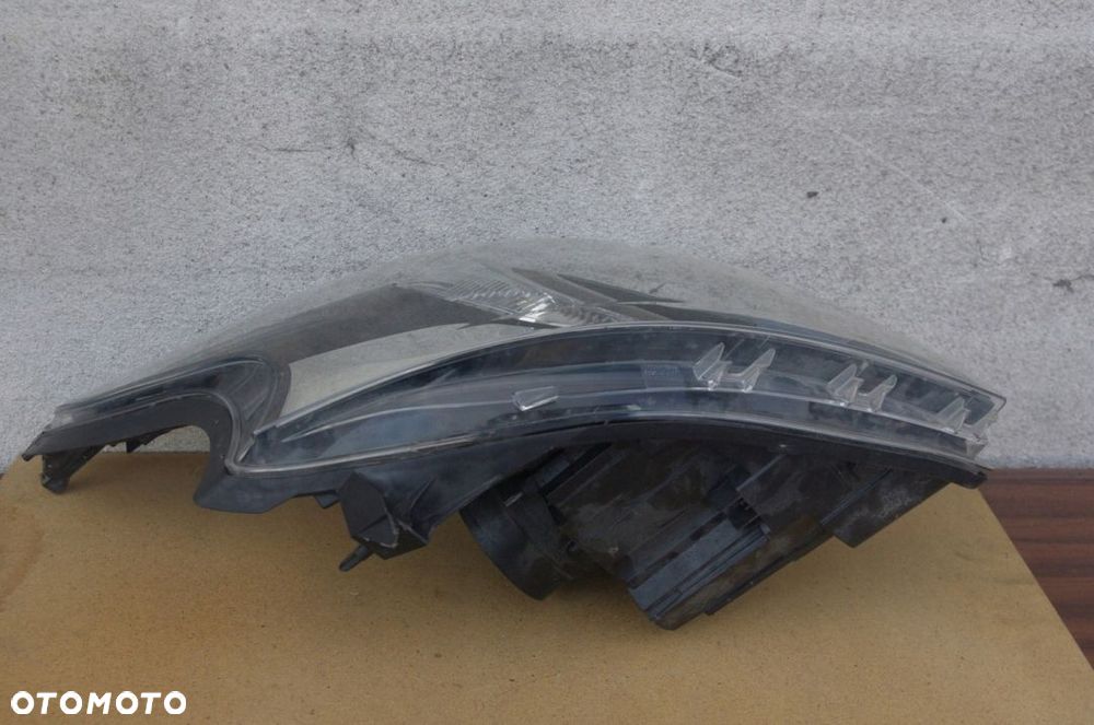 LAMPA PRAWA PRZÓD VIVARO B II TRAFIC III 260100647 - 4