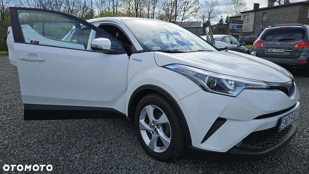 Toyota C-HR - 6