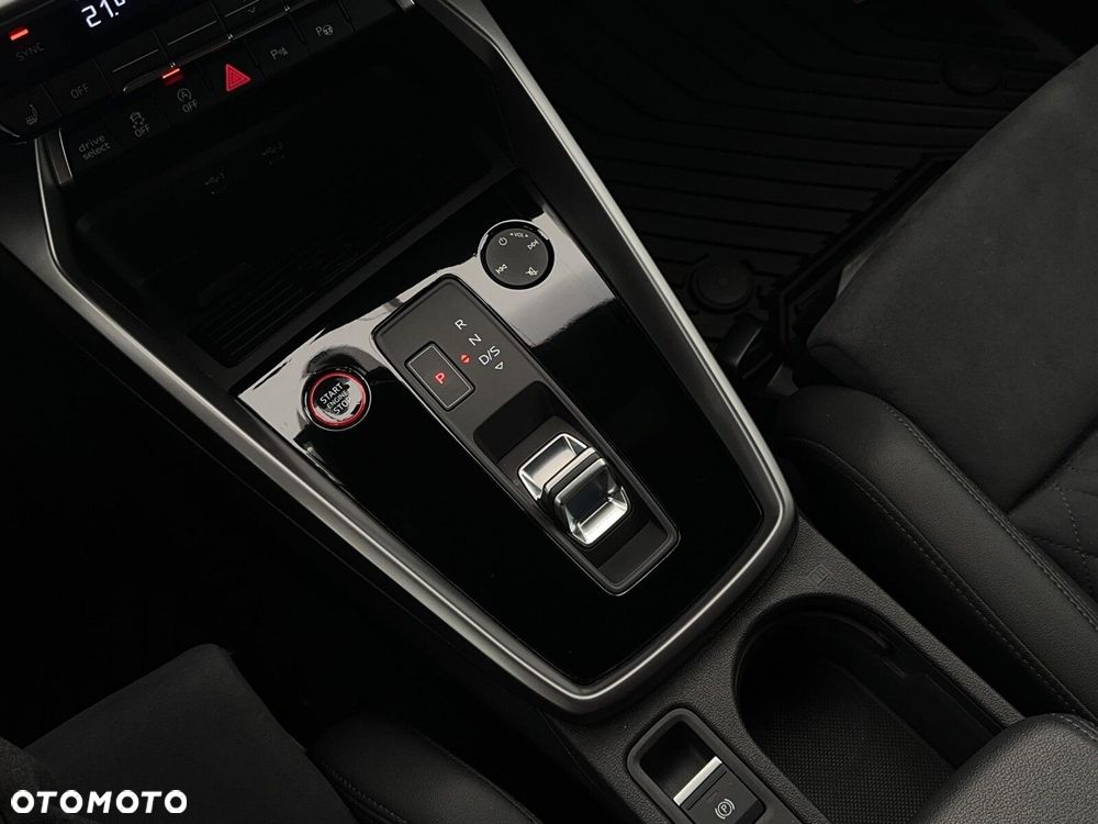 Audi RS3 Sportback TFSI Quattro S tronic - 27