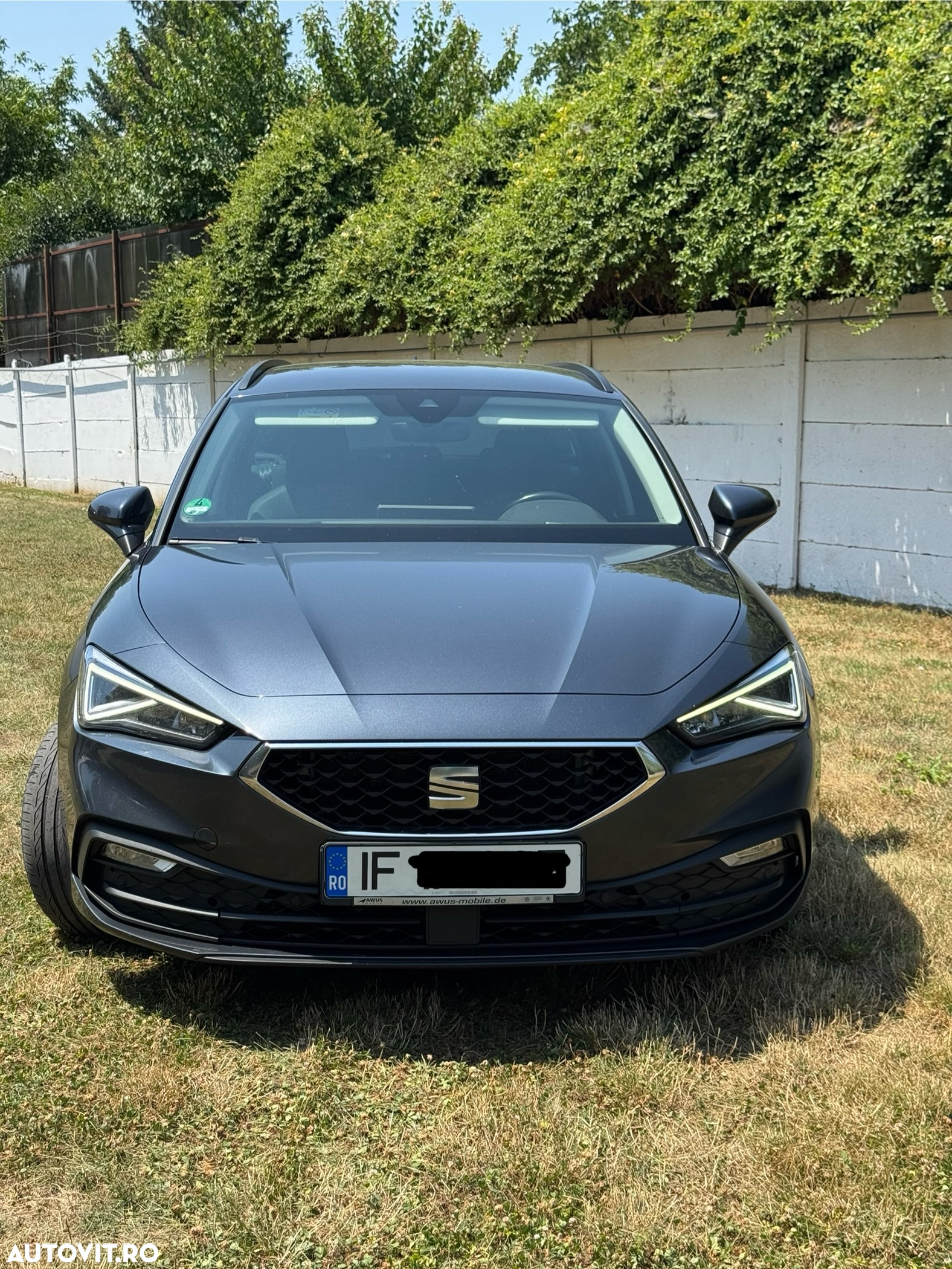 Seat Leon Sportstourer 2.0 TDI DSG Style - 4