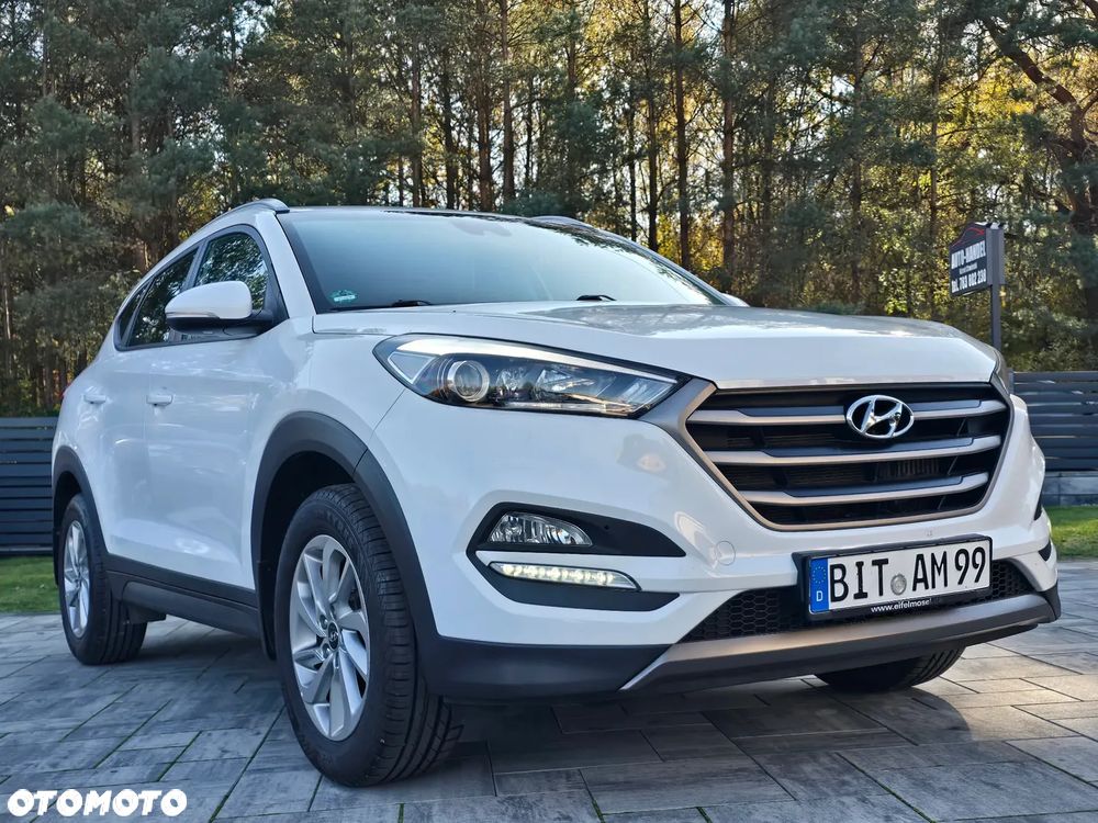Hyundai Tucson 1.7 CRDI BlueDrive Style 2WD - 4