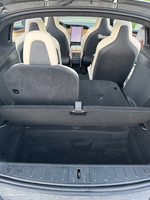 Tesla Model X Long Range - 4