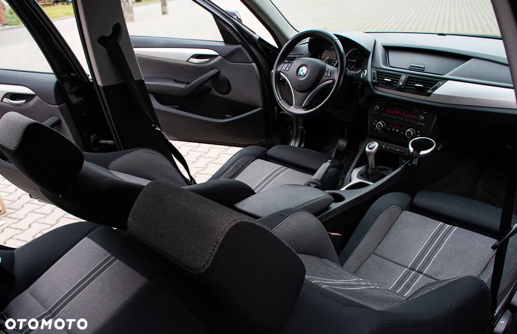 BMW X1 sDrive20d - 26