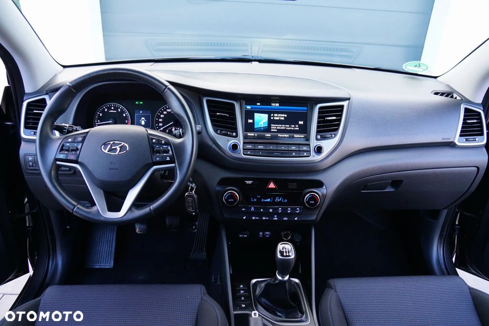 Hyundai Tucson 1.6 GDi 2WD Trend - 24
