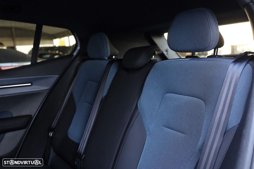 Volvo EX30 69 kWh Twin Motor Plus - 10