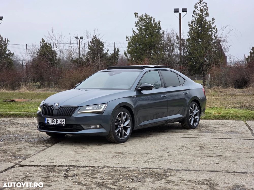 Skoda Superb 2.0 TDI 4X4 DSG Sportline - 2