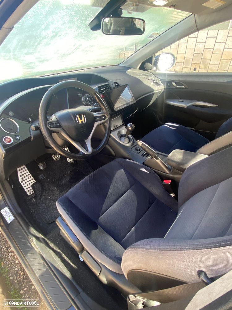 Honda Civic 1.4 Sport - 8