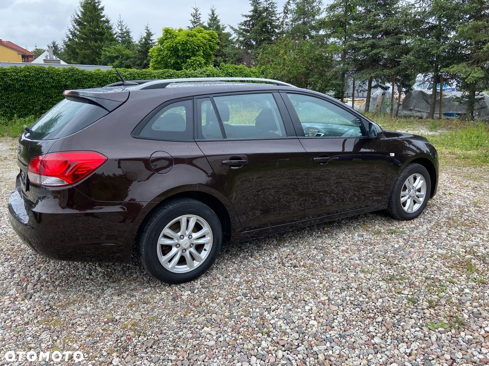 Chevrolet Cruze - 15
