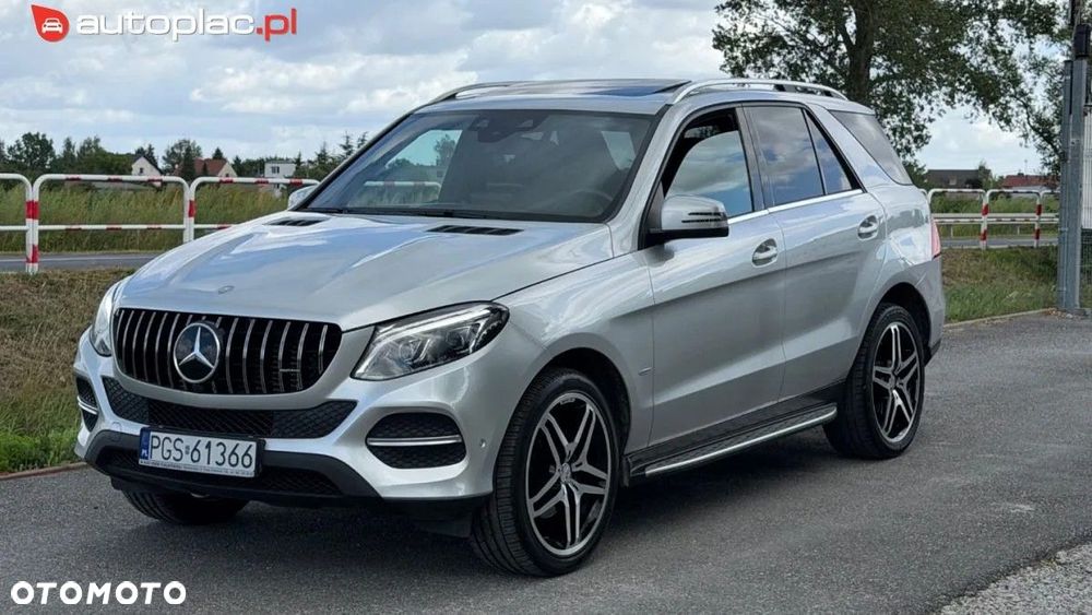 Mercedes-Benz GLE 2016