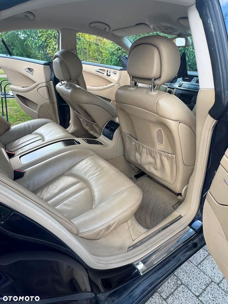 Mercedes-Benz CLS - 15