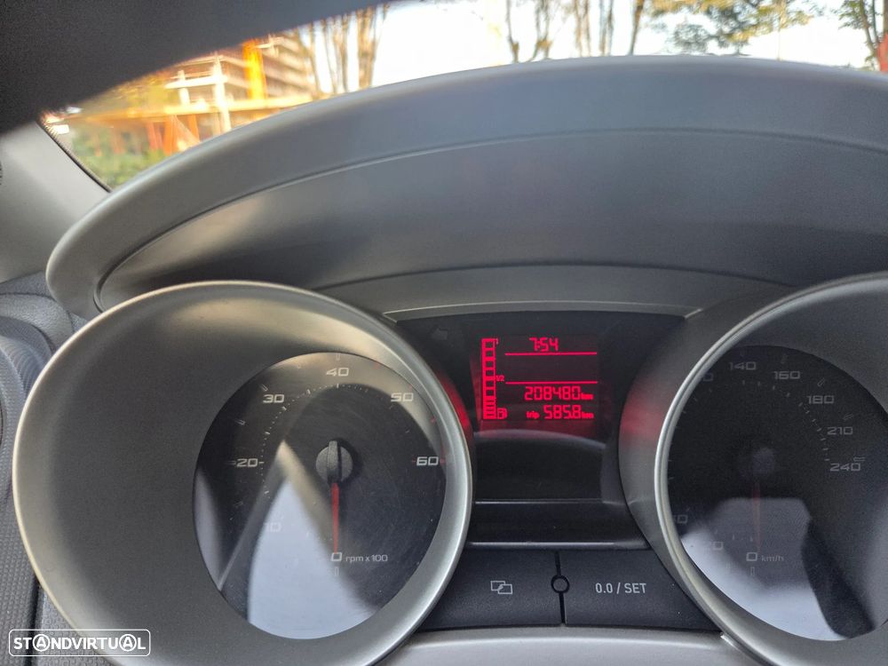 SEAT Ibiza 1.9 TDi Sport DPF - 2