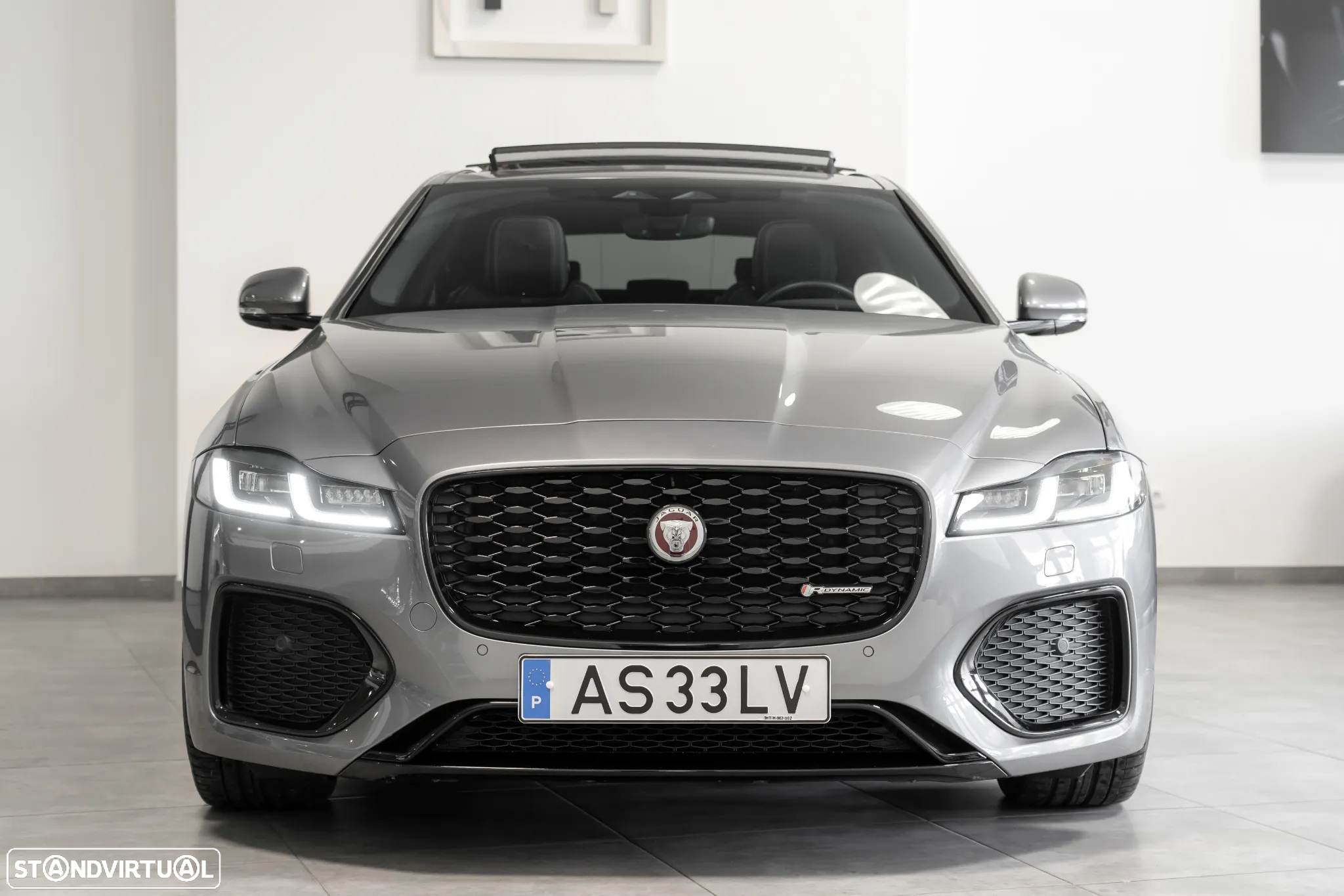 Jaguar XF 2.0 D200 R-Dynamic SE Aut. - 3